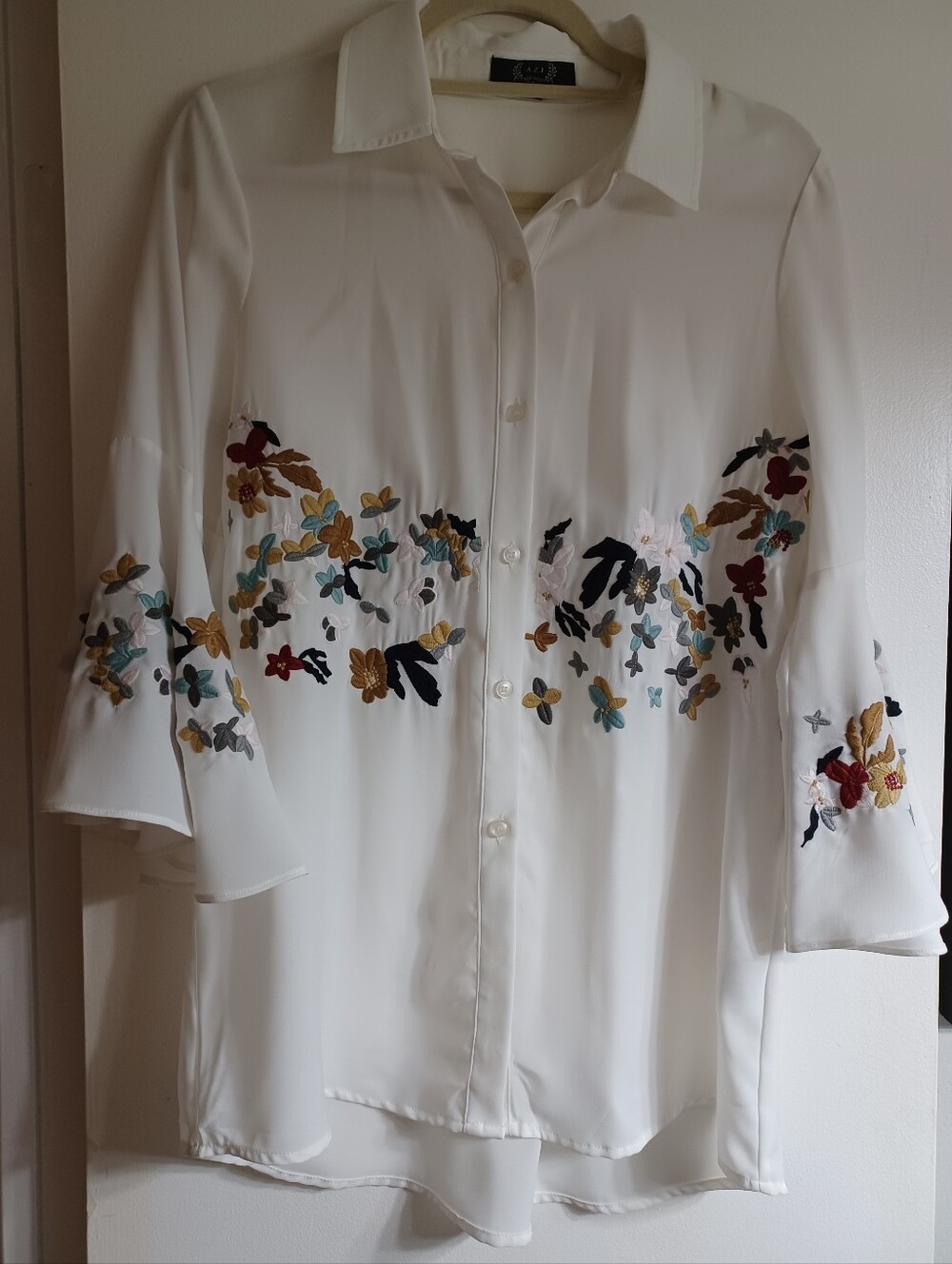 Boho Embroidered Button-front Blouse S